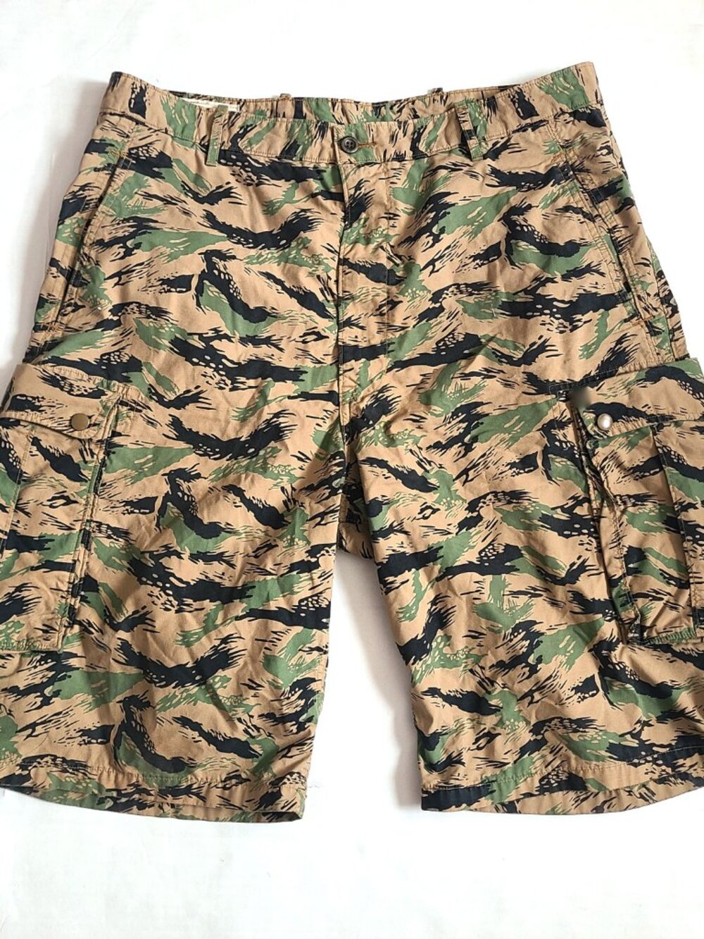 Levis Snap Camo Cargo Shorts Men Sz 36W
